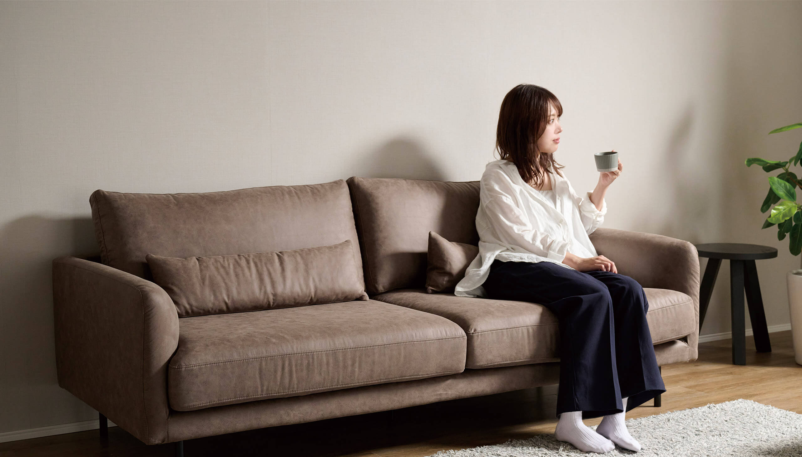 Pamouna CY ソファ ブラック 201cm Pamouna CY ソファ ブラック 201cm ソファ CY シリーズ 商品情報