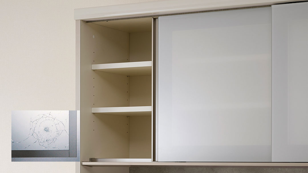 飛散防止フィルム貼りガラス