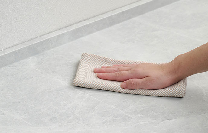 LC キッチンカウンター：お手入れのしやすい