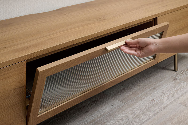 NWテレビボード：AV機器収納部はモールガラスのフラップ扉