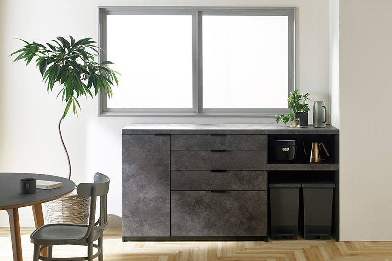 壁面に窓がある場合のキッチン収納