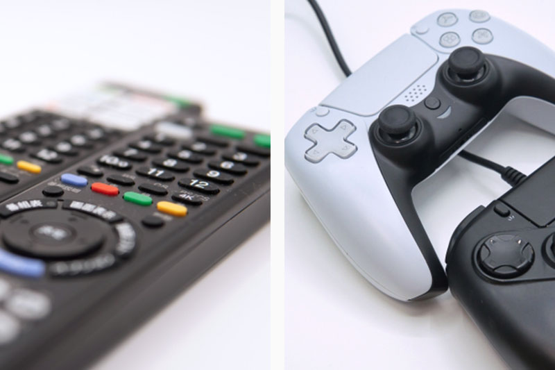 テレビ台に収納するリモコン・ゲーム機器