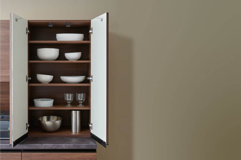 全体を見渡せる開き戸