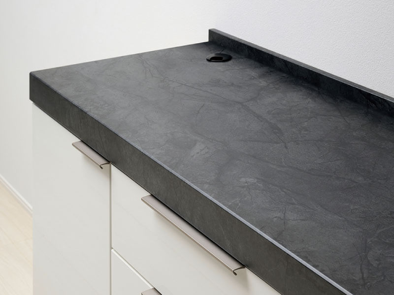 ブラックストーンのLC天板