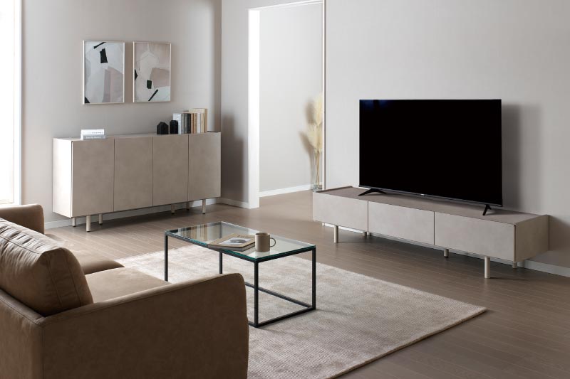 ECEM食器棚、FXダイニングテーブルを使用したレイアウト